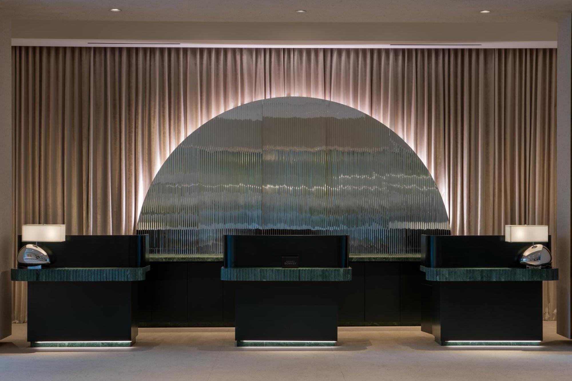 Hotel W Hollywood 4*